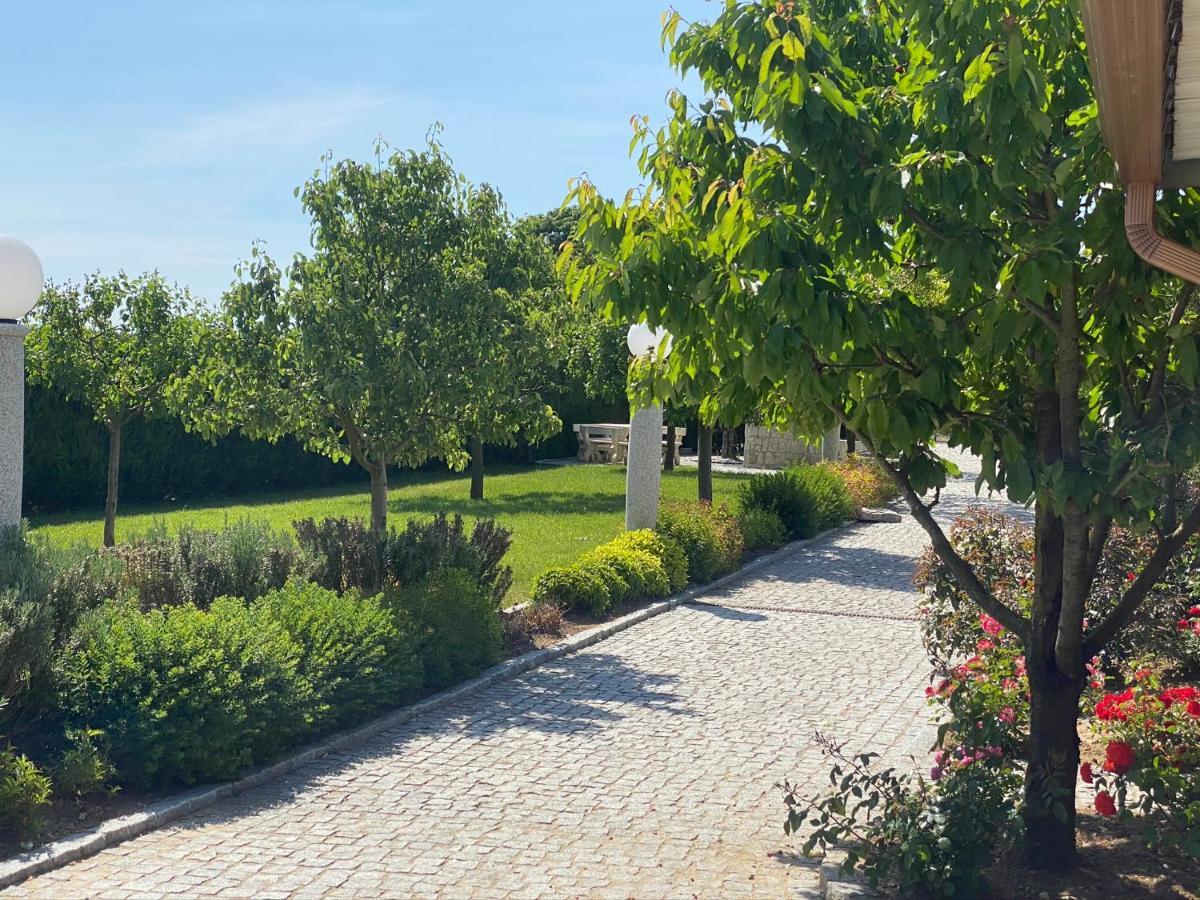 Gites Des Sablons Châtillon-sur-Marne Exterior foto